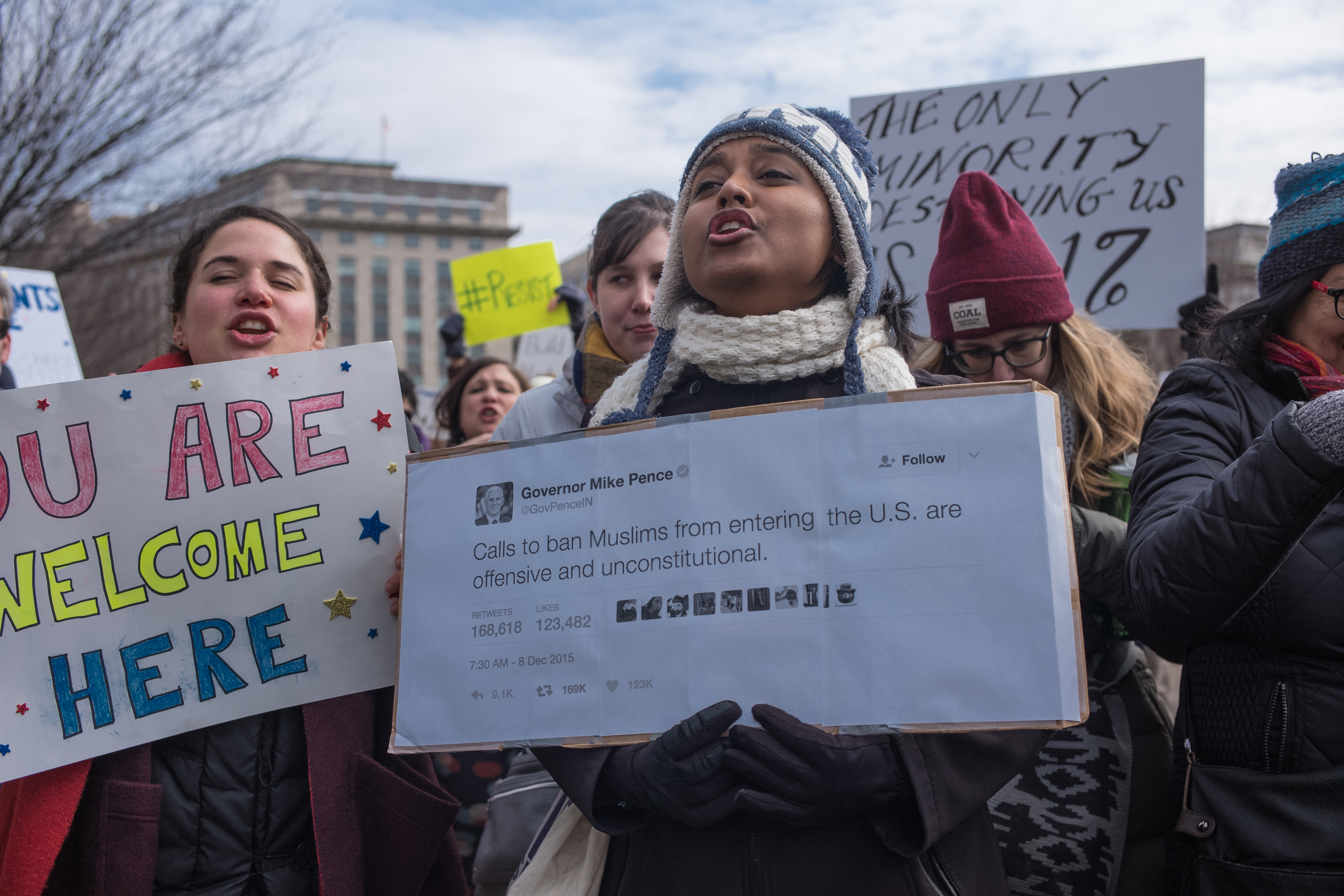 white-house-protest-12917-2